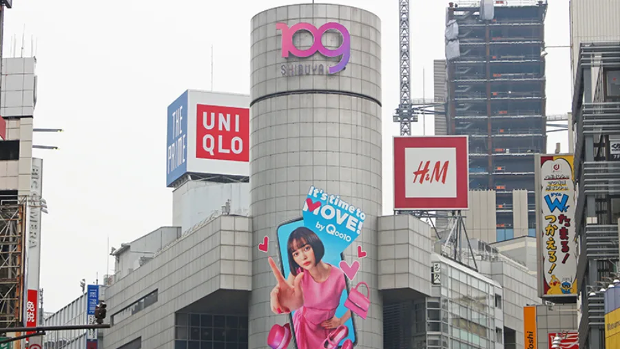 渋谷109にQoo10の大型ラッピング広告